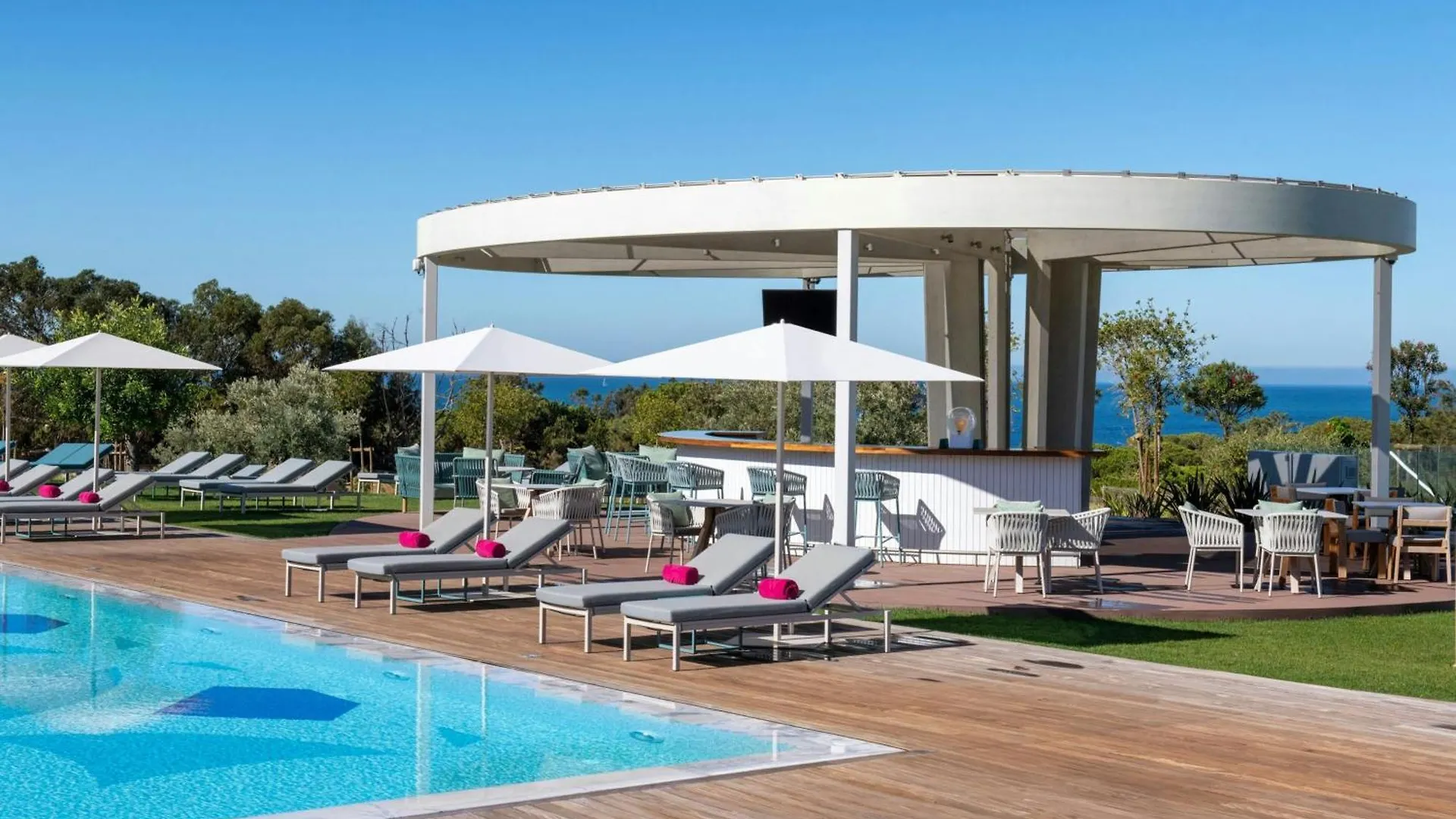 W Residences Algarve Albufeira 5*,  Portugália